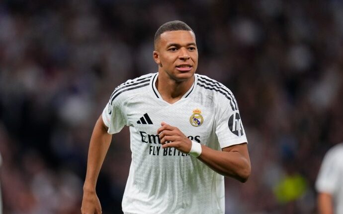 مبابي يتواجد ضمن قائمة ريال مدريد في كأس القارات للأندية