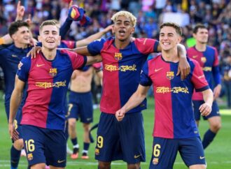 برشلونة يقترب من إحراز لقب الدوري الإسباني