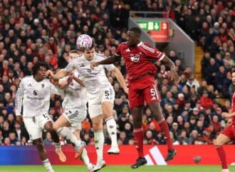 مانشستر يونايتد يفوز على غريمه ليفربول