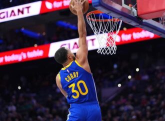 ستيفان كوري يغيب عن مباراة كل النجوم