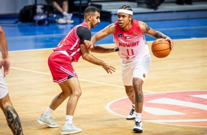 الكويت يتقدم  على المحرّق 1-0